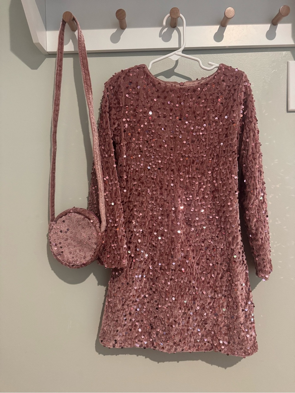 btween Rose Pink Sequin Dress with Matching Round Crossbody